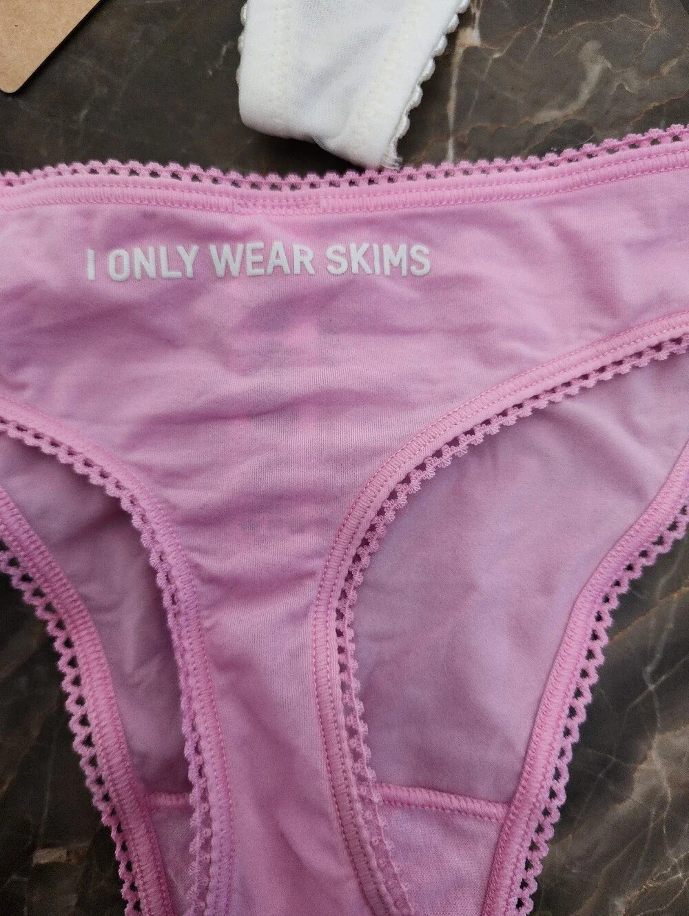 SKIMS 🌶 brand